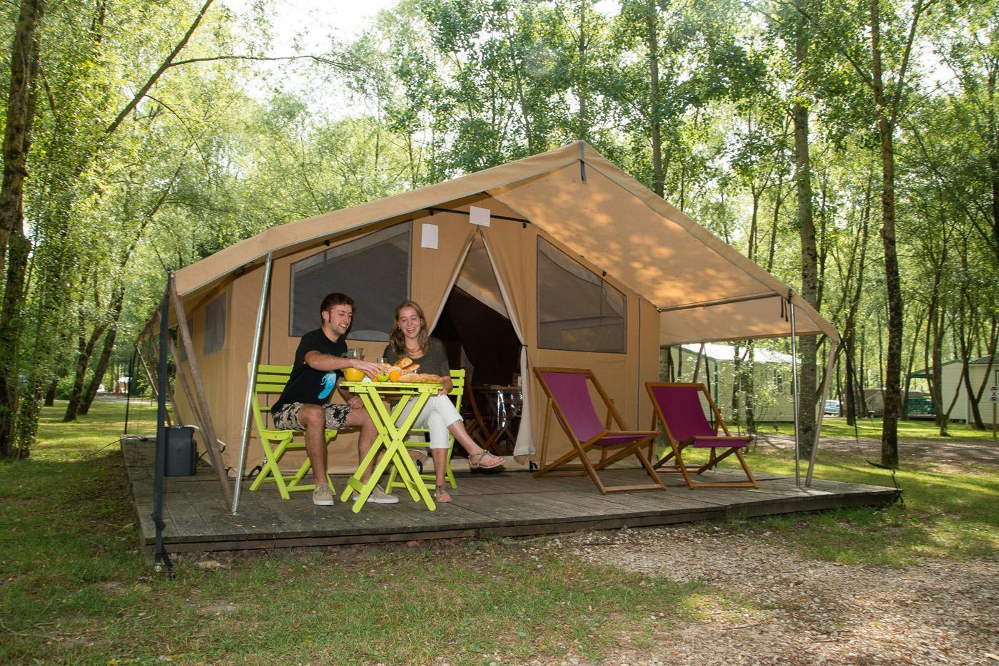 Camping Sites Et Paysages Les Saules à Cheverny Loire Valley Vacances En Cabatente (1)